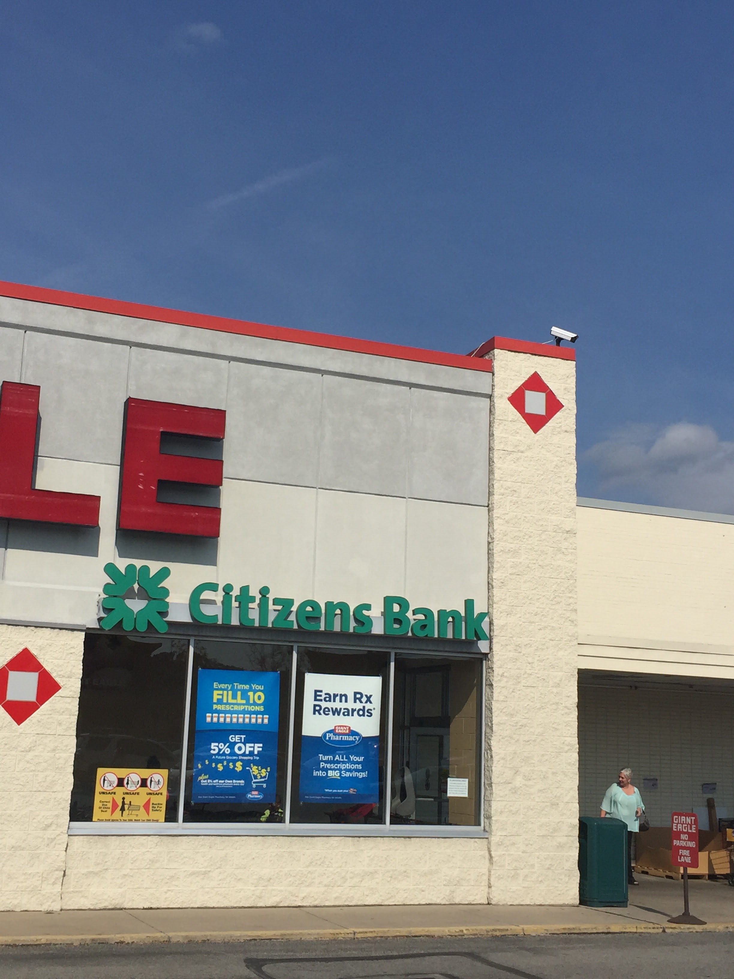 Citizens Bank Supermarket Branch 01