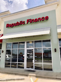 Republic Finance 01