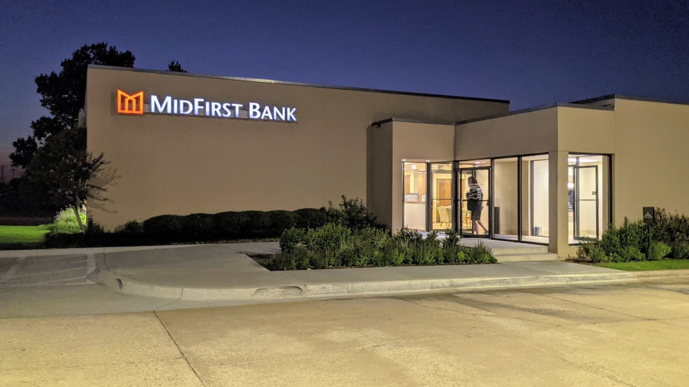 MidFirst Bank 01