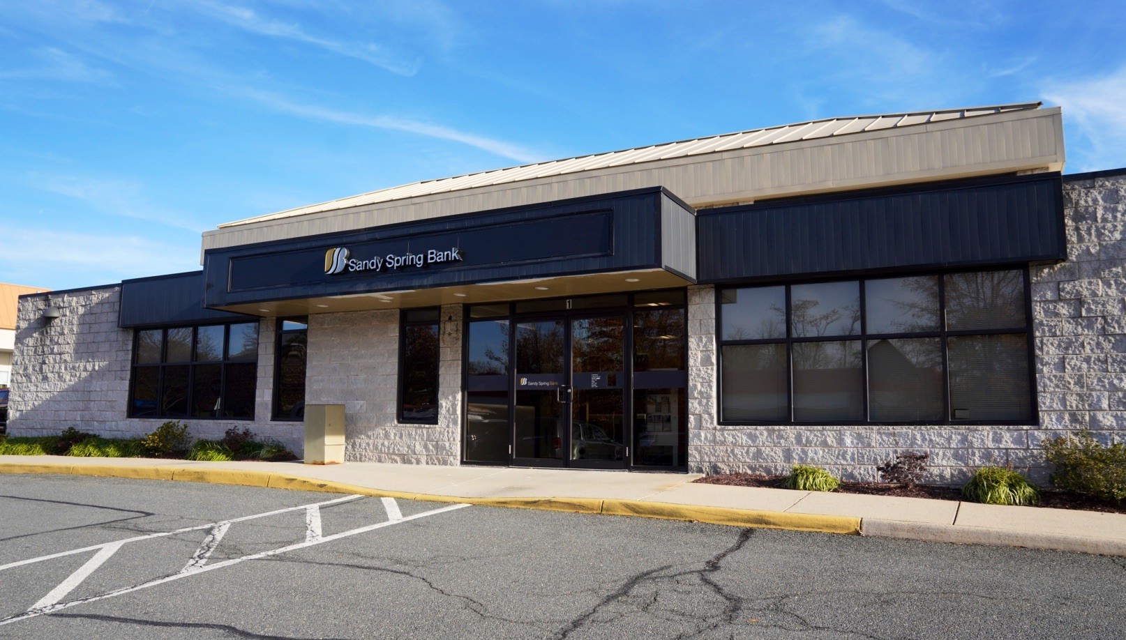 Sandy Spring Bank 01
