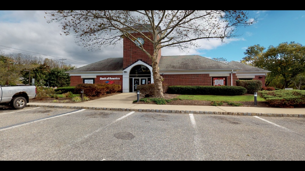 Bank of America (with Drive-thru ATM) 01