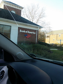 Bank of America (with Drive-thru ATM) 02