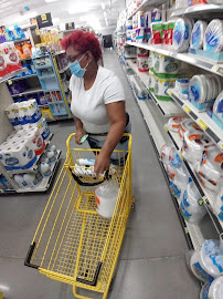 Dollar General 02