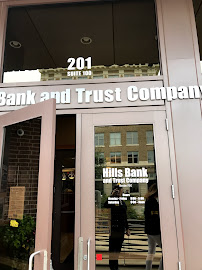 Hills Bank 03