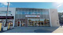 Bank of America Financial Center 01