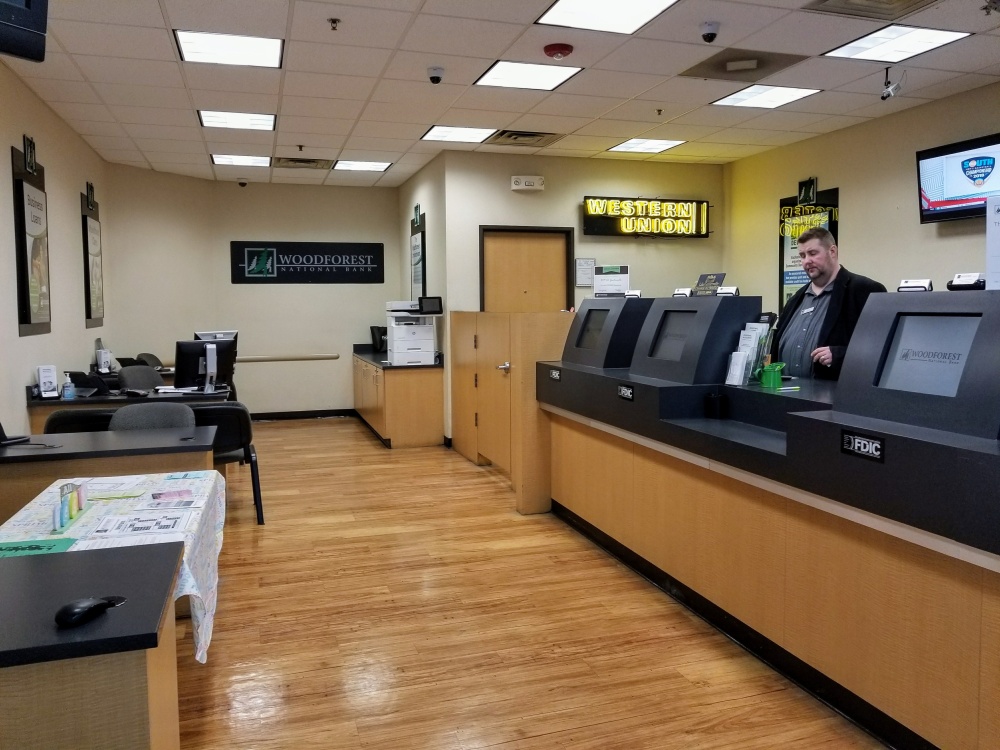 Woodforest Bank 01