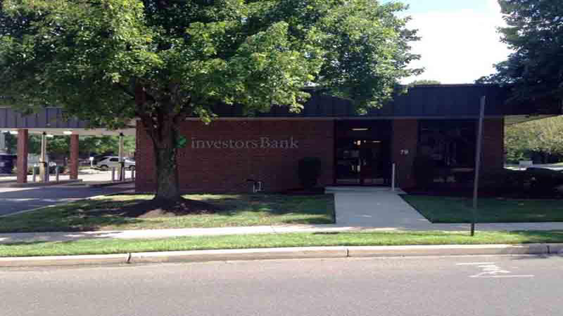 Investors Bank 01