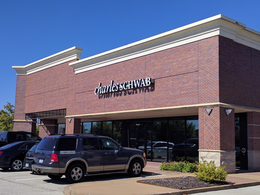 Charles Schwab 01