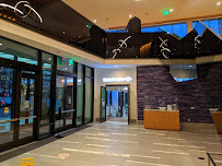 Bank of America (with Drive-thru ATM) 04