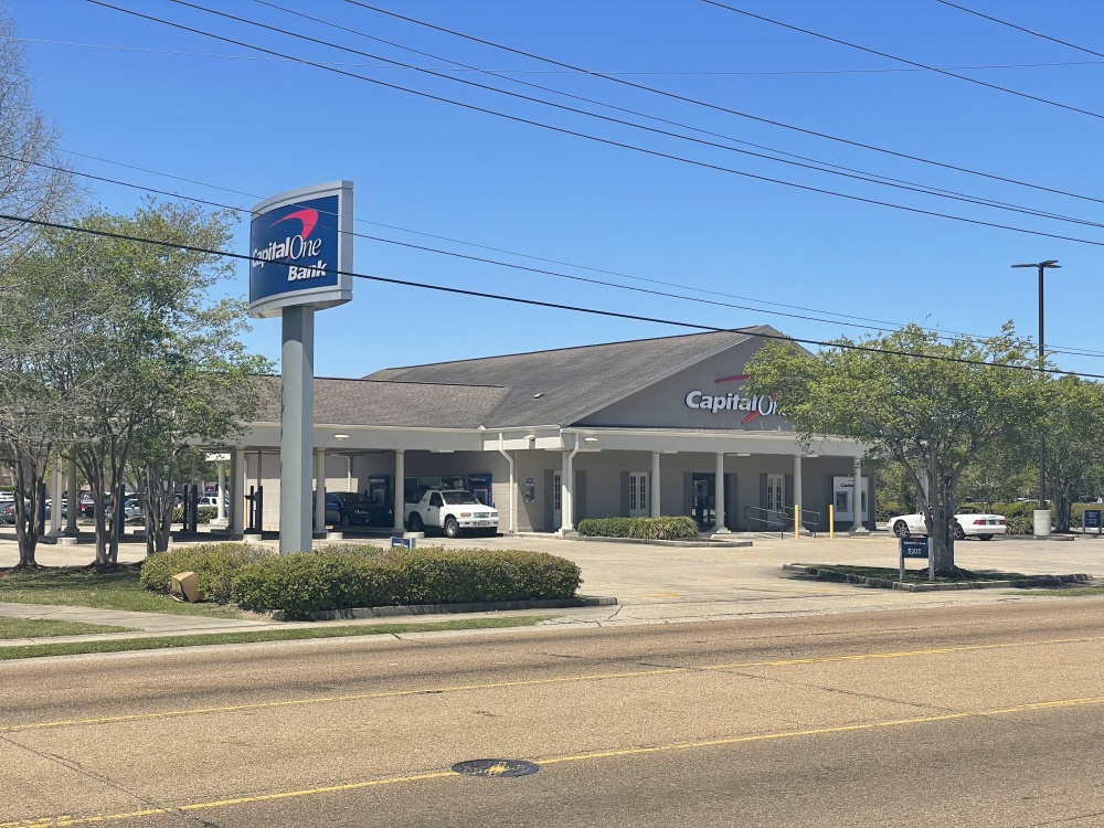 Capital One Bank 01