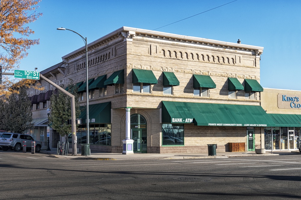 Points West Community Bank 01