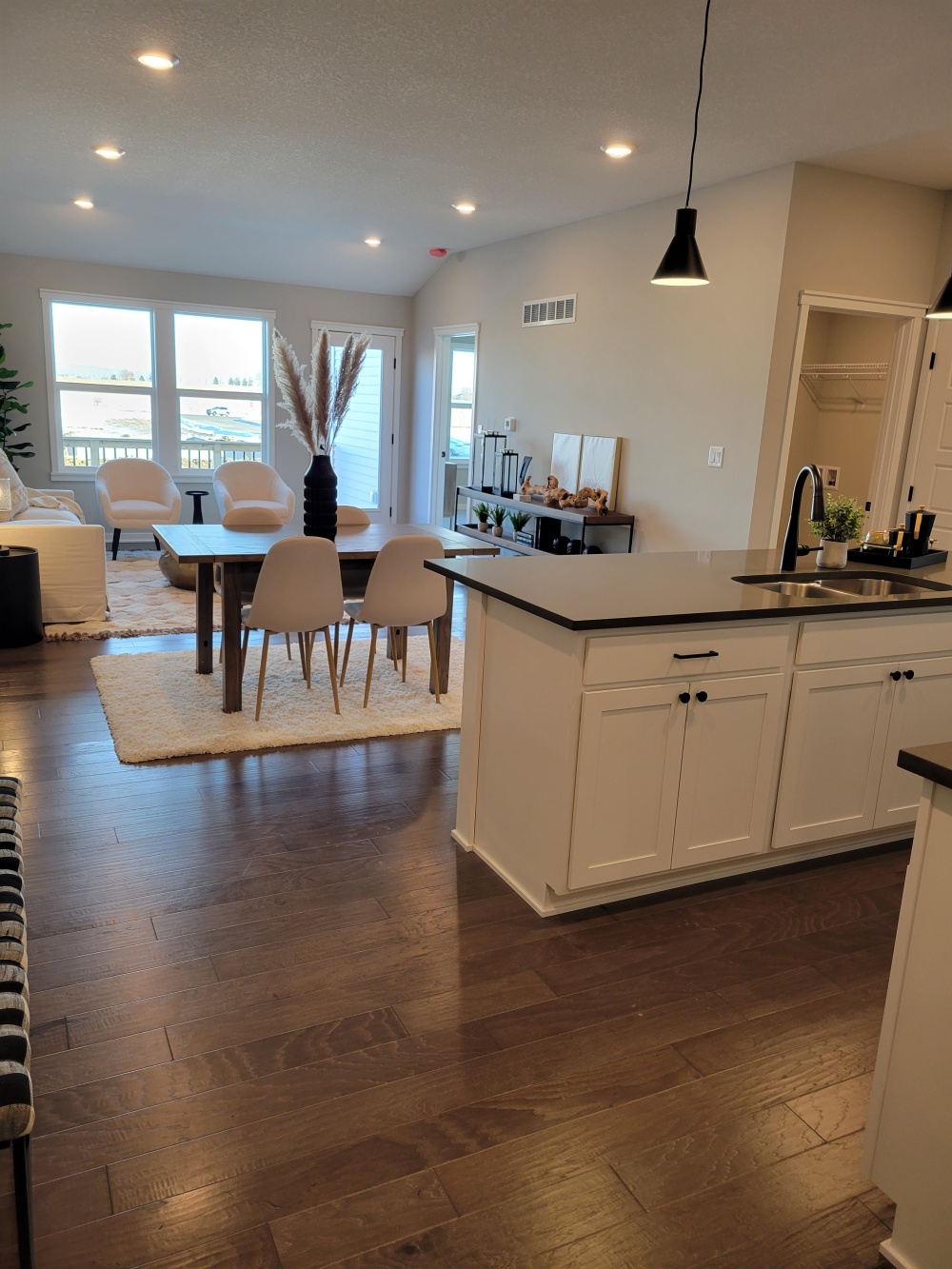 clover & hive - stratford crossing 01