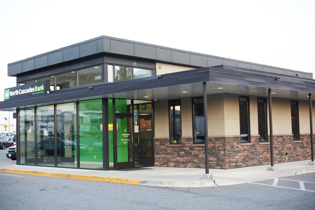 North Cascades Bank 01