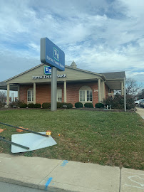 Fifth Third Bank & ATM 04
