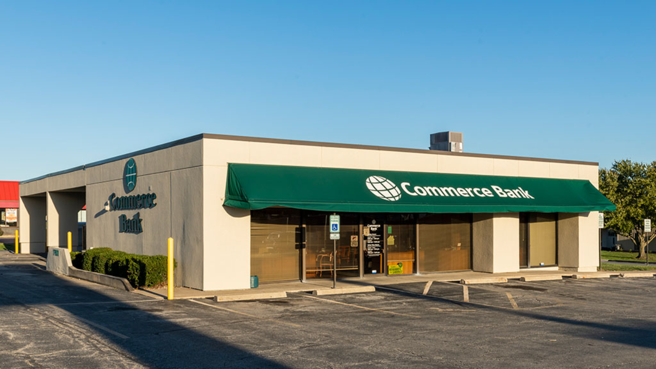 Commerce Bank 01