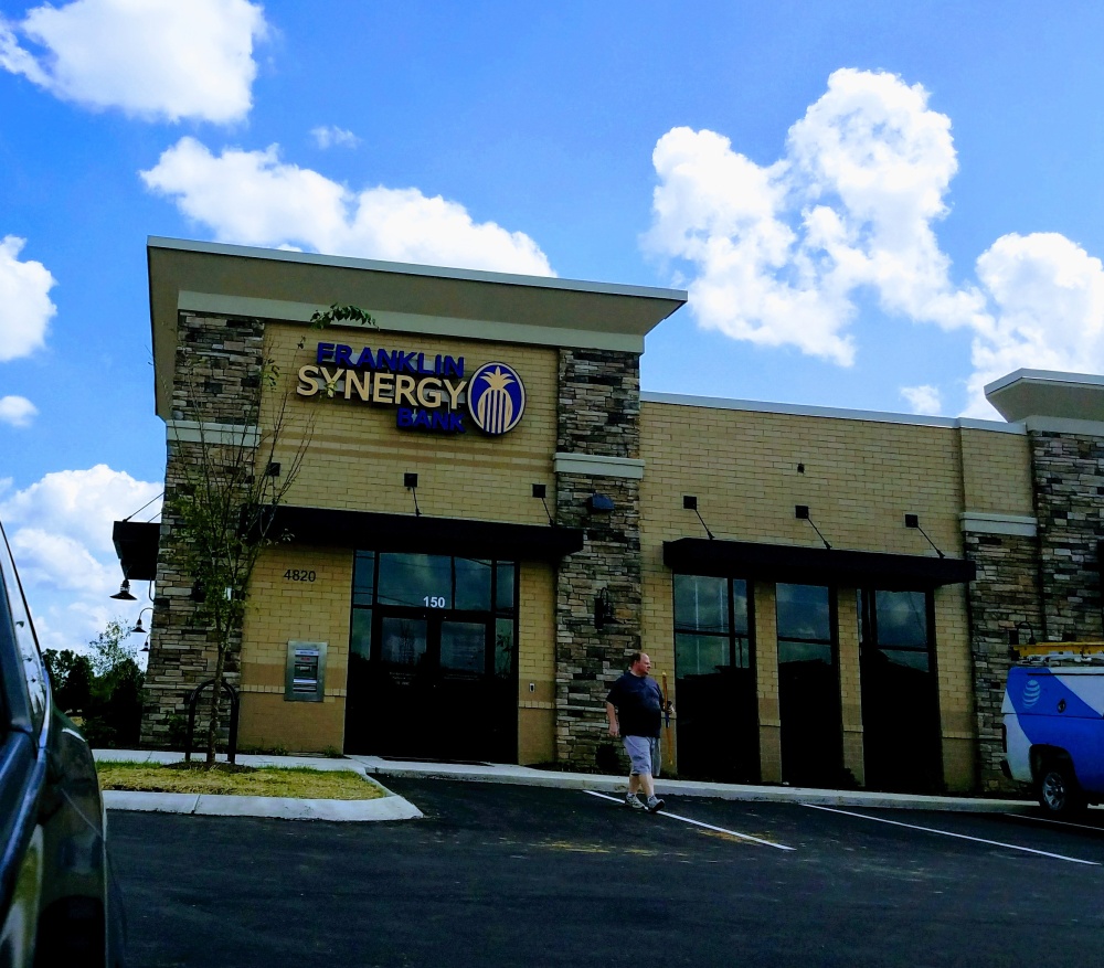 FirstBank 01