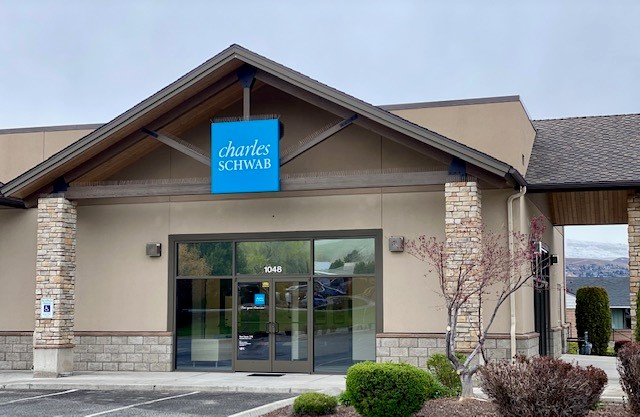 Charles Schwab 01