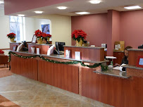 Leader Bank - Arlington Heights Branch 04