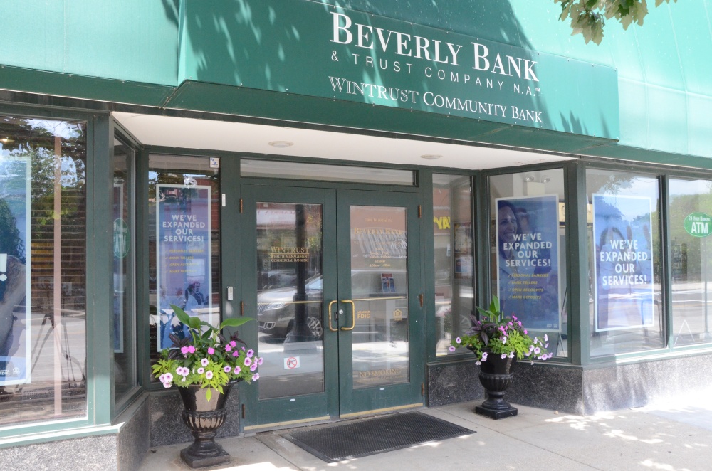 Beverly Bank & Trust 01