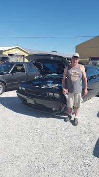 ResuWrecktion Auto Body LLC 04