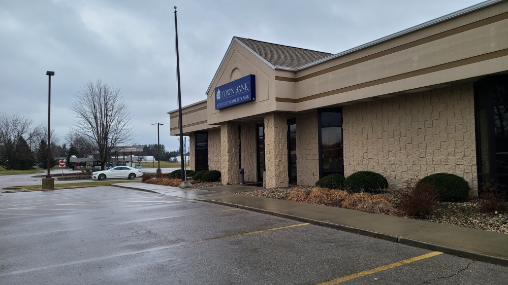 Town Bank 01