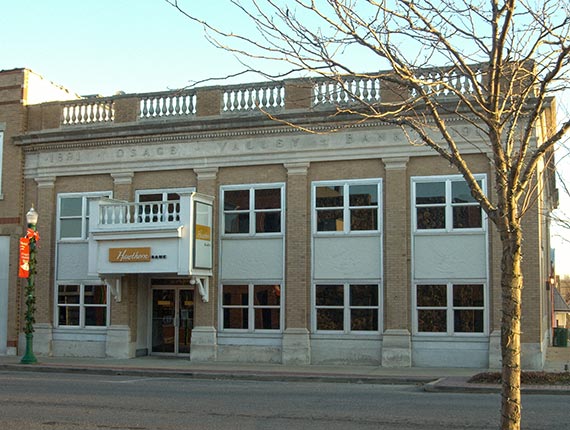 Hawthorn Bank 01