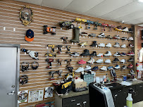 Baseline Pawn Shop 01