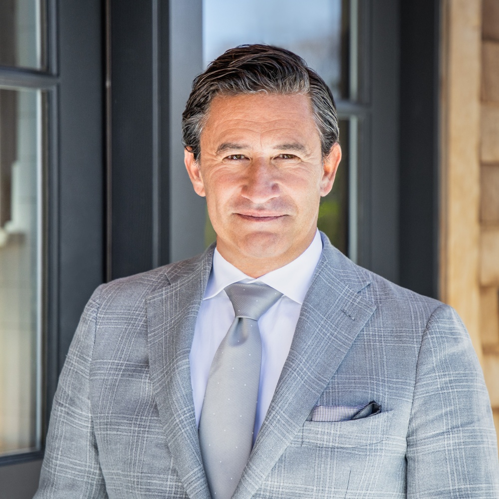 Christopher Covert at Compass | Bridgehampton, NY Realtor 01