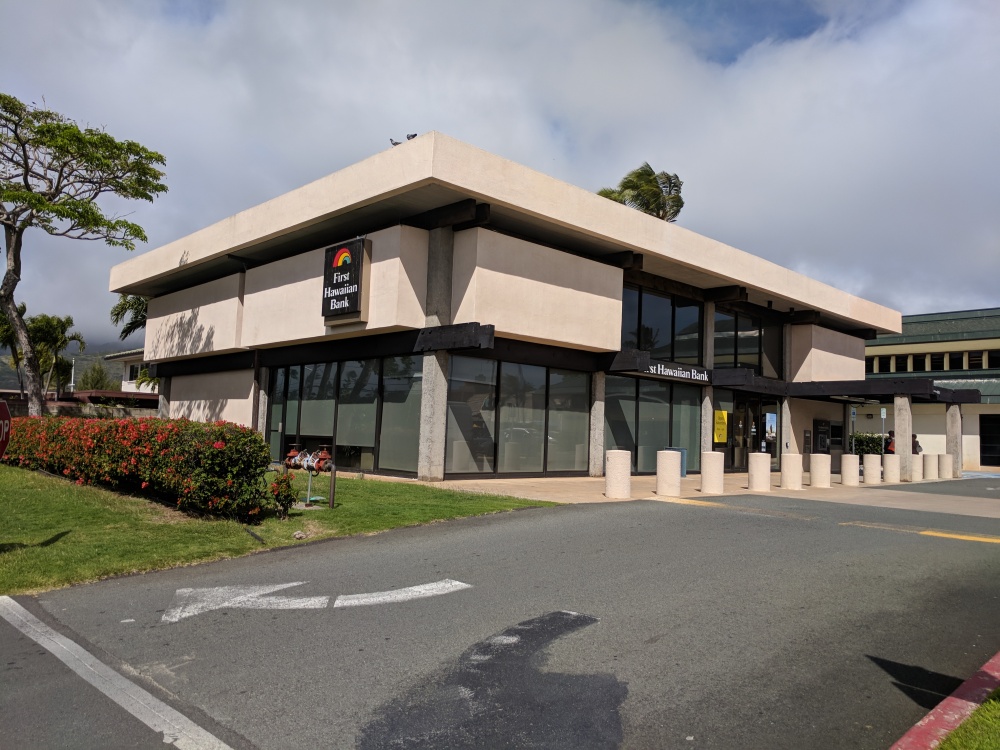 First Hawaiian Bank Hawaii Kai Branch 01