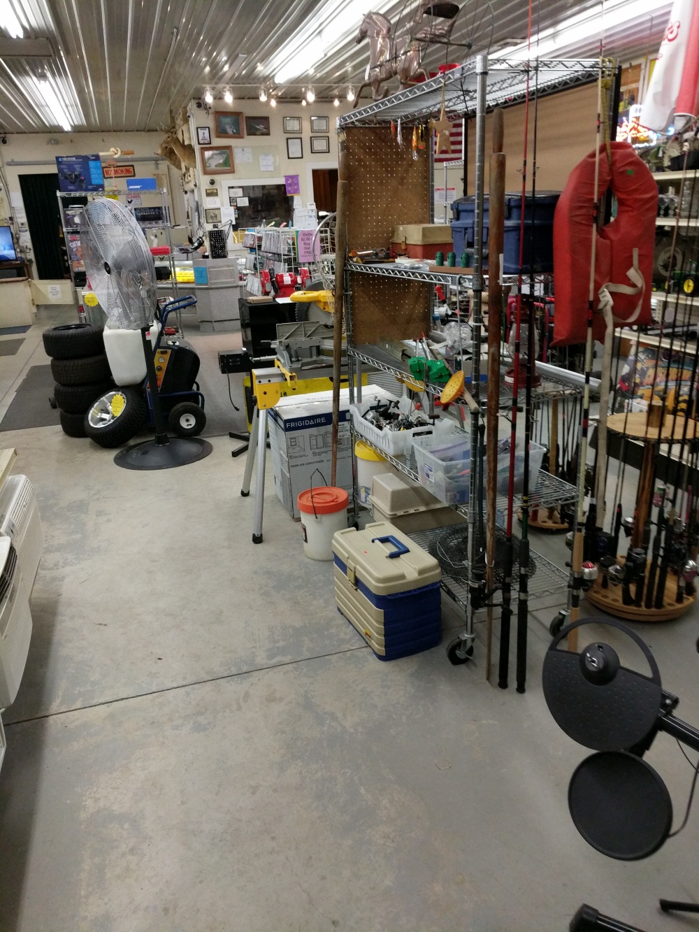 Big Buffalo Pawn Shop 01