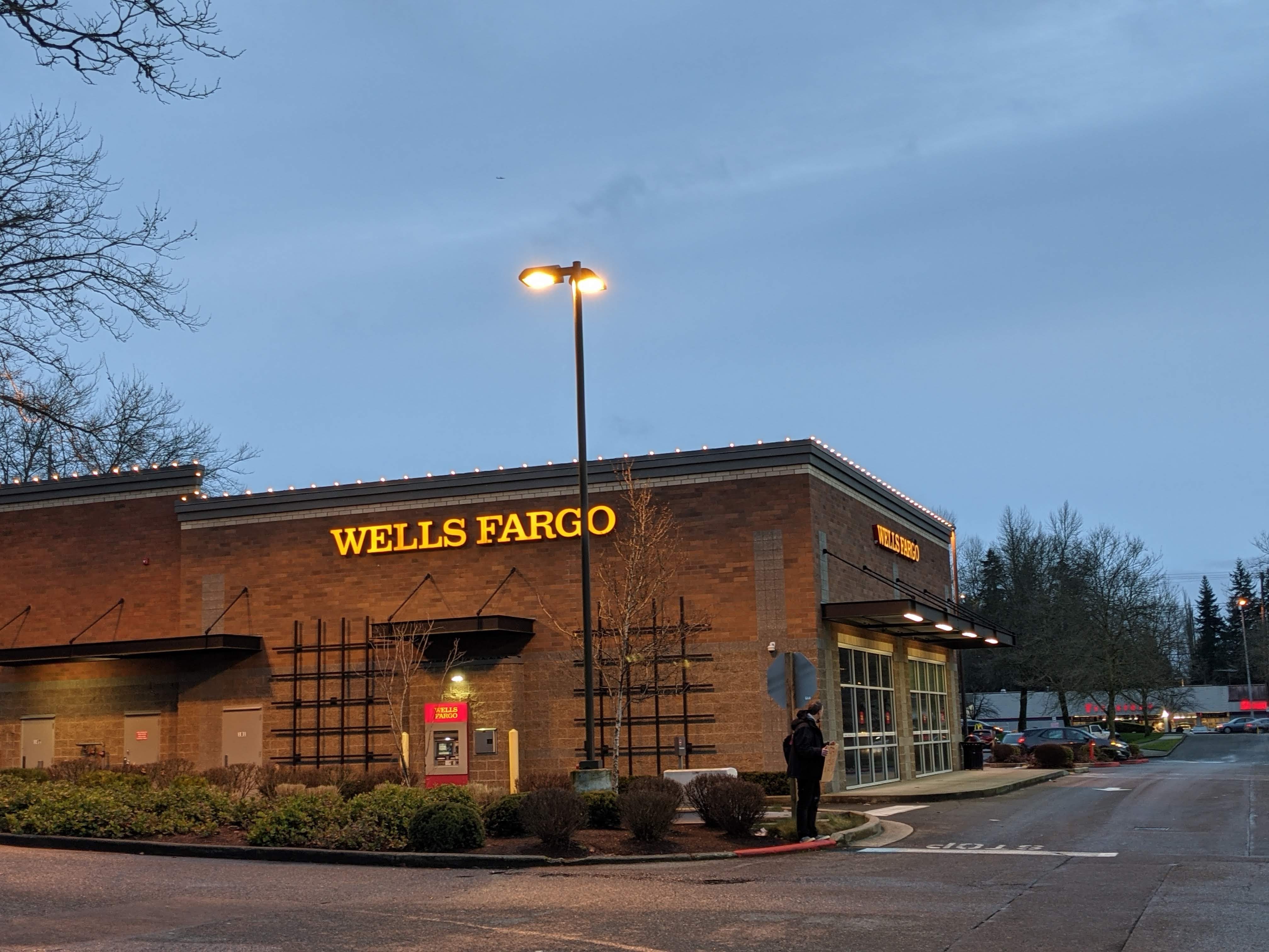 Wells Fargo Bank 01