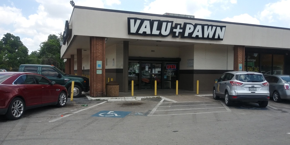 Valu + Pawn 01