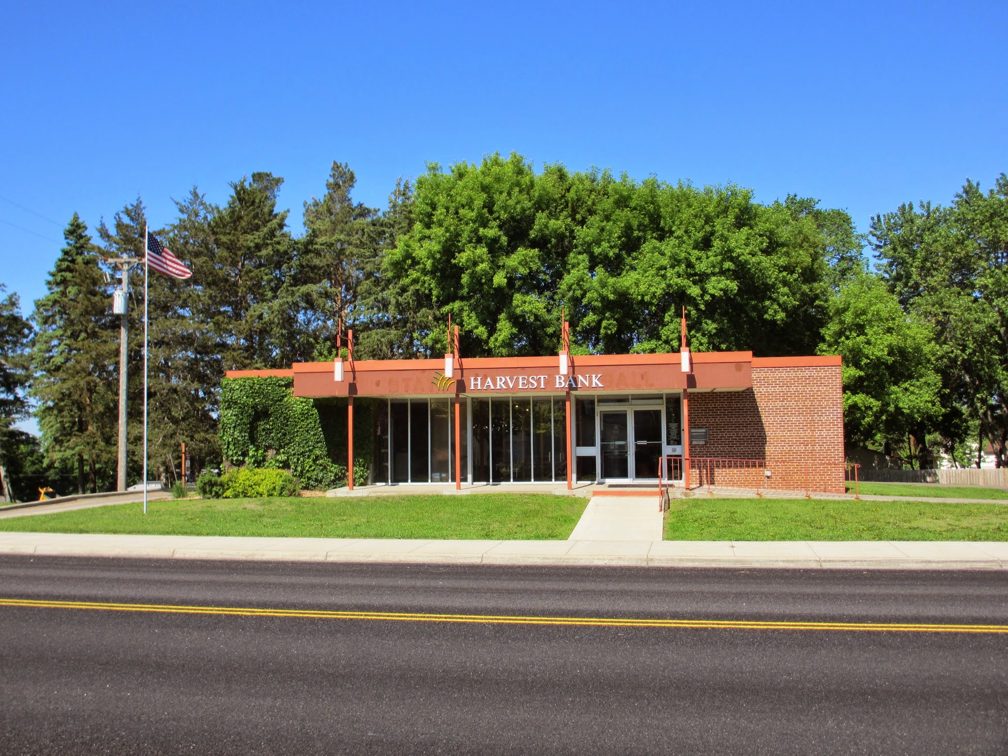 Harvest Bank 01