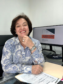 Lourdes Cuervo | Mortgage Advisor US | With Cornerstone First Mortgage 03