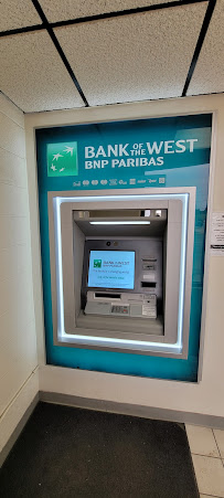 Bank of the West 02