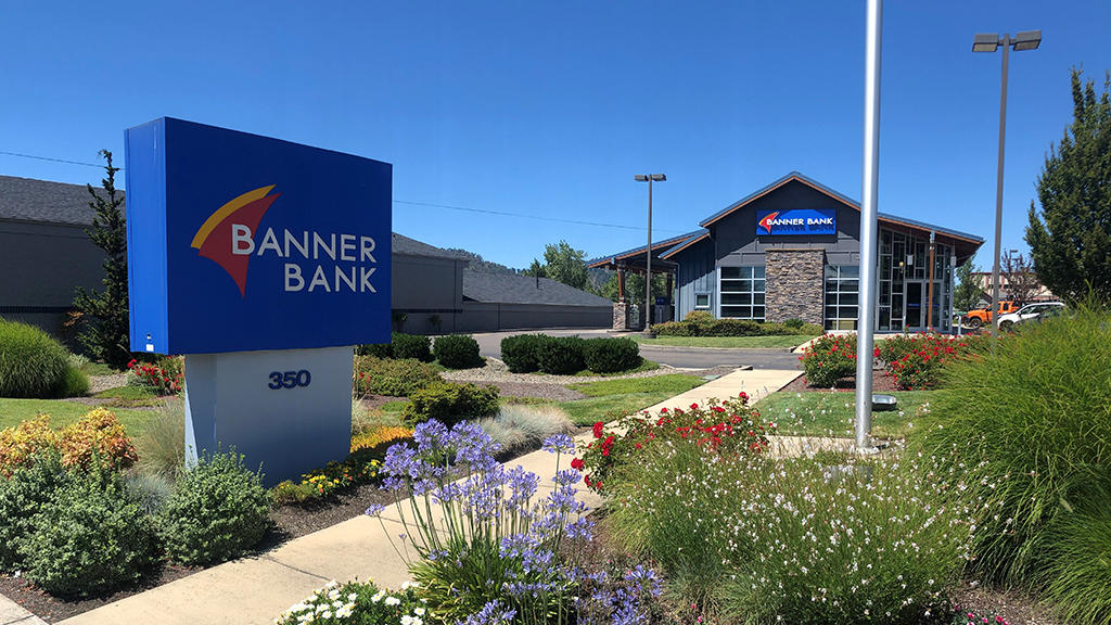 Banner Bank 01