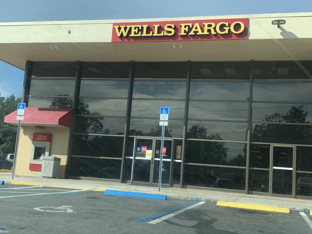Wells Fargo Bank 01