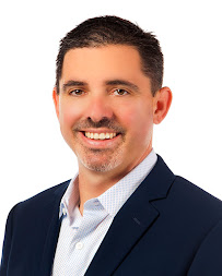 Lloyd Daw at Guaranteed Rate (NMLS #448135) 04