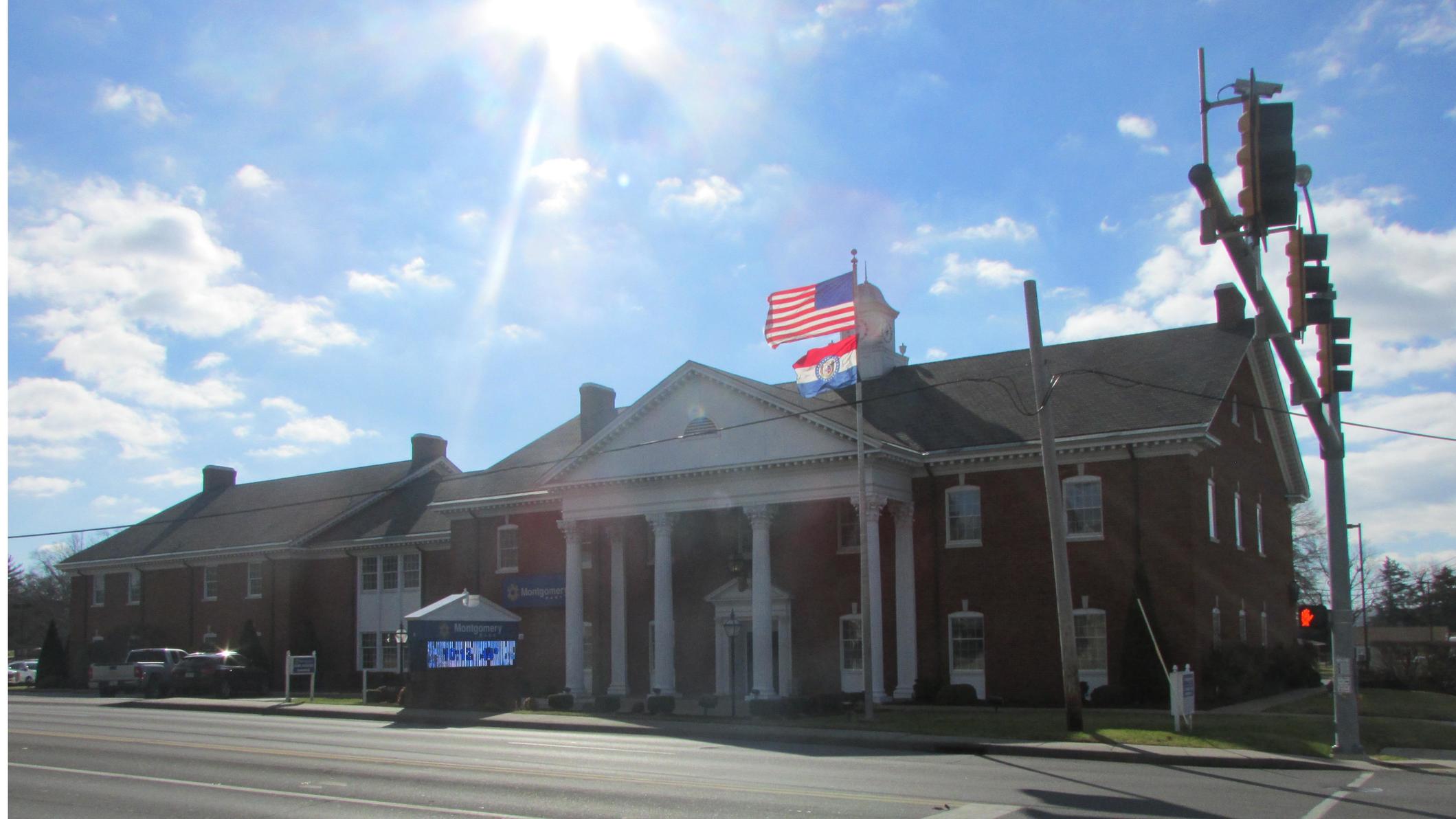Montgomery Bank 01