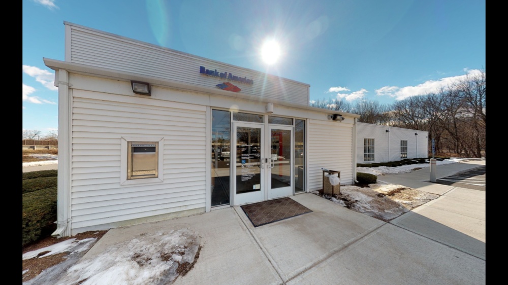 Bank of America (with Drive-thru ATM) 01