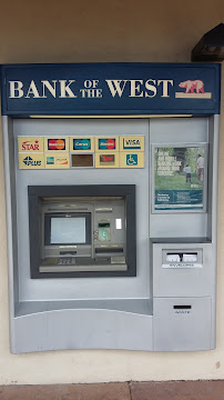Bank of the West 03