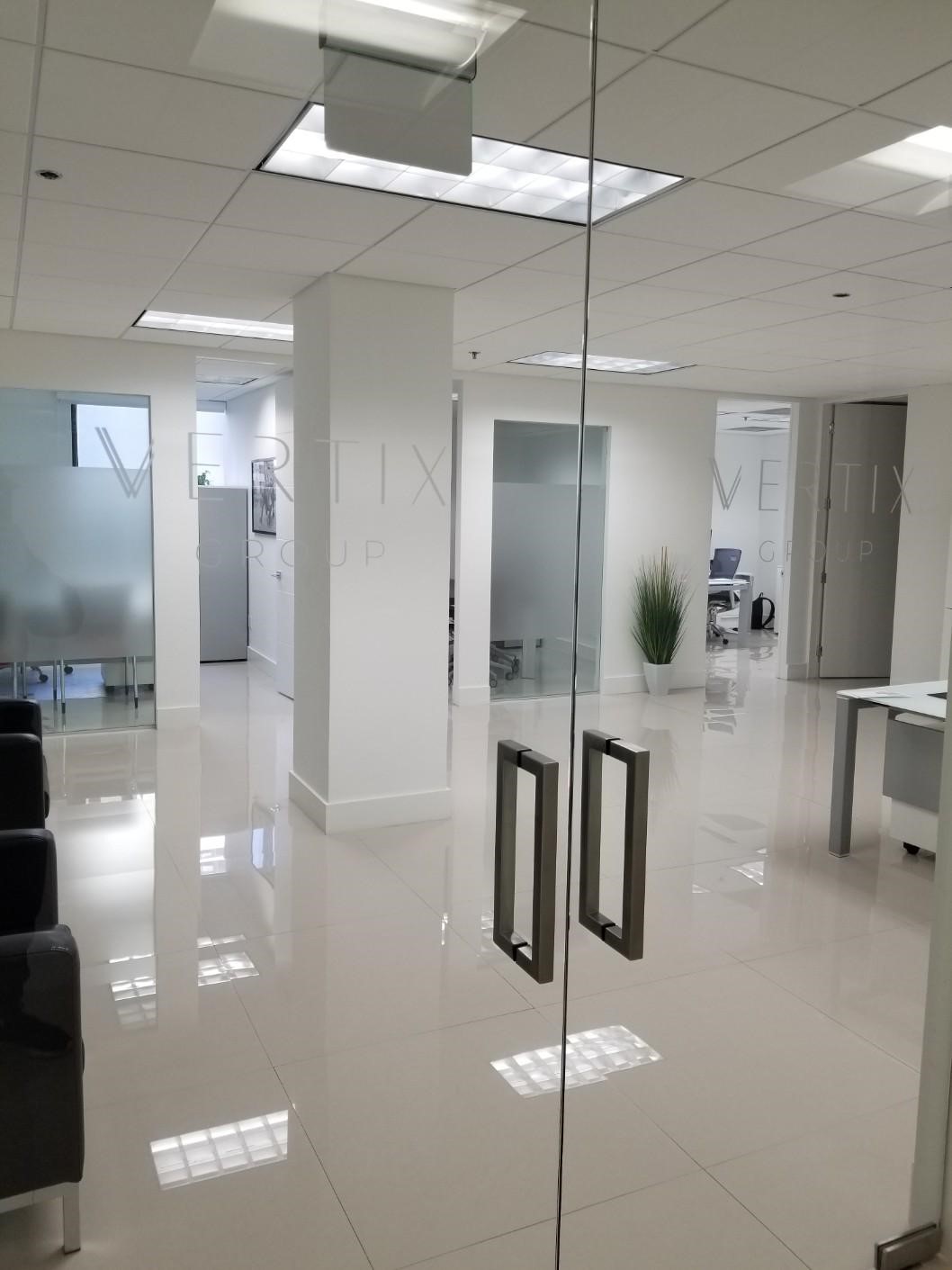 Vertix Group 01