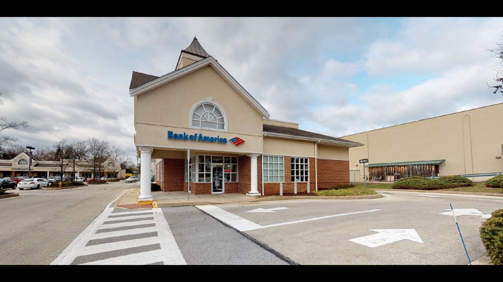 Bank of America (with Drive-thru ATM) 01