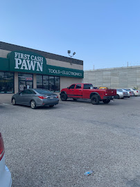 First Cash Pawn 01