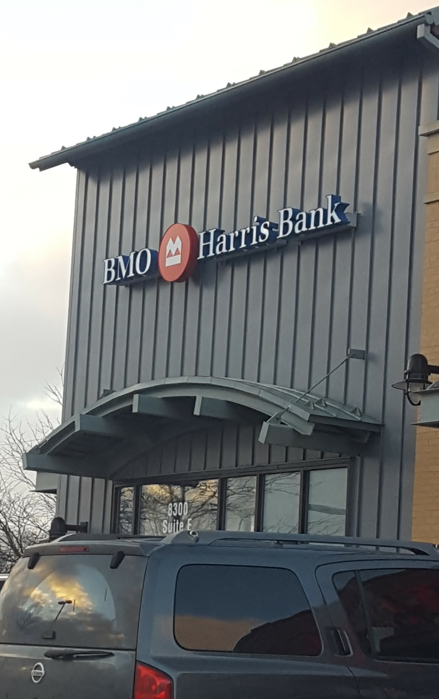 BMO Harris Bank 01