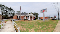 Bank of America (with Drive-thru services) 01