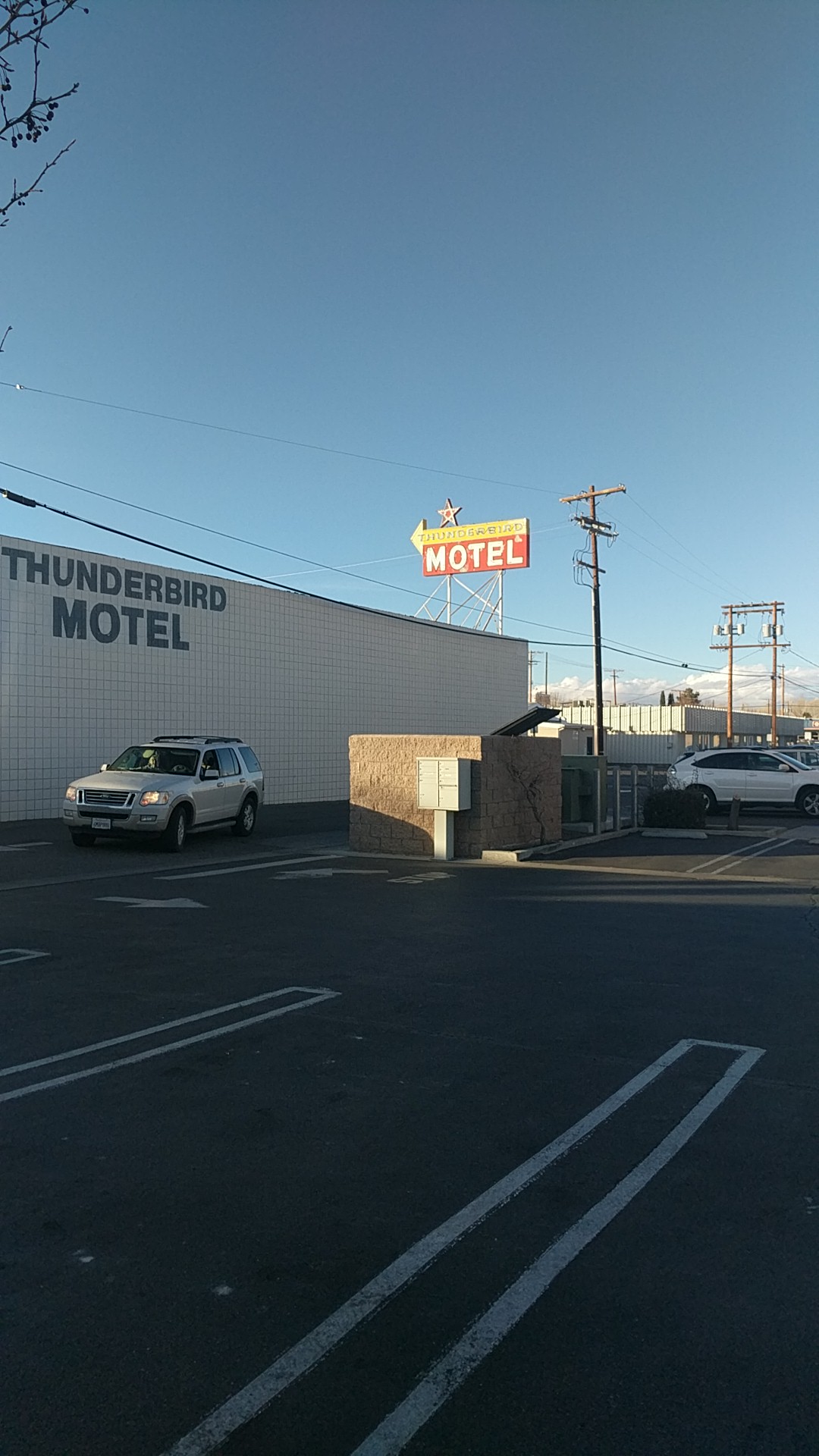 Eastern Sierra Community Bank 01