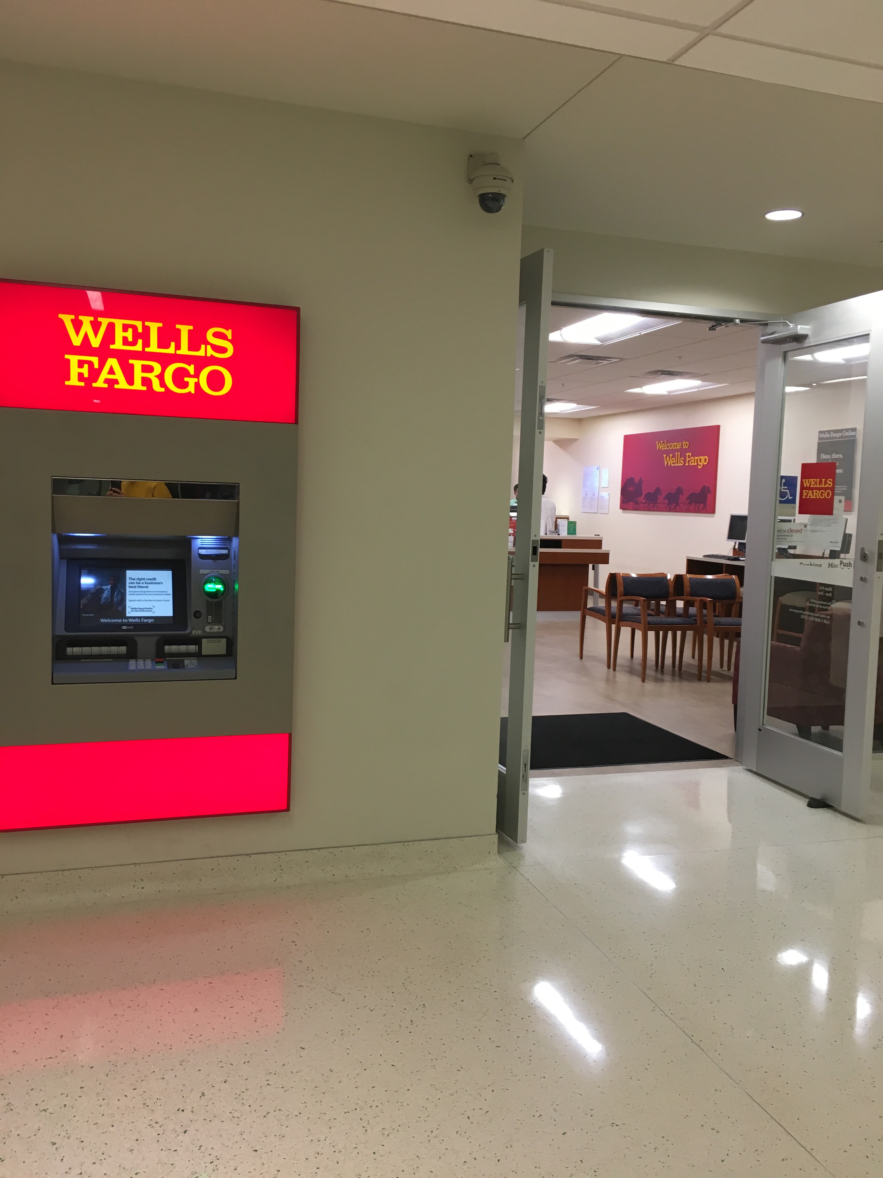 Wells Fargo Bank 01