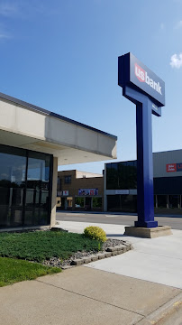U.S. Bank Branch 03