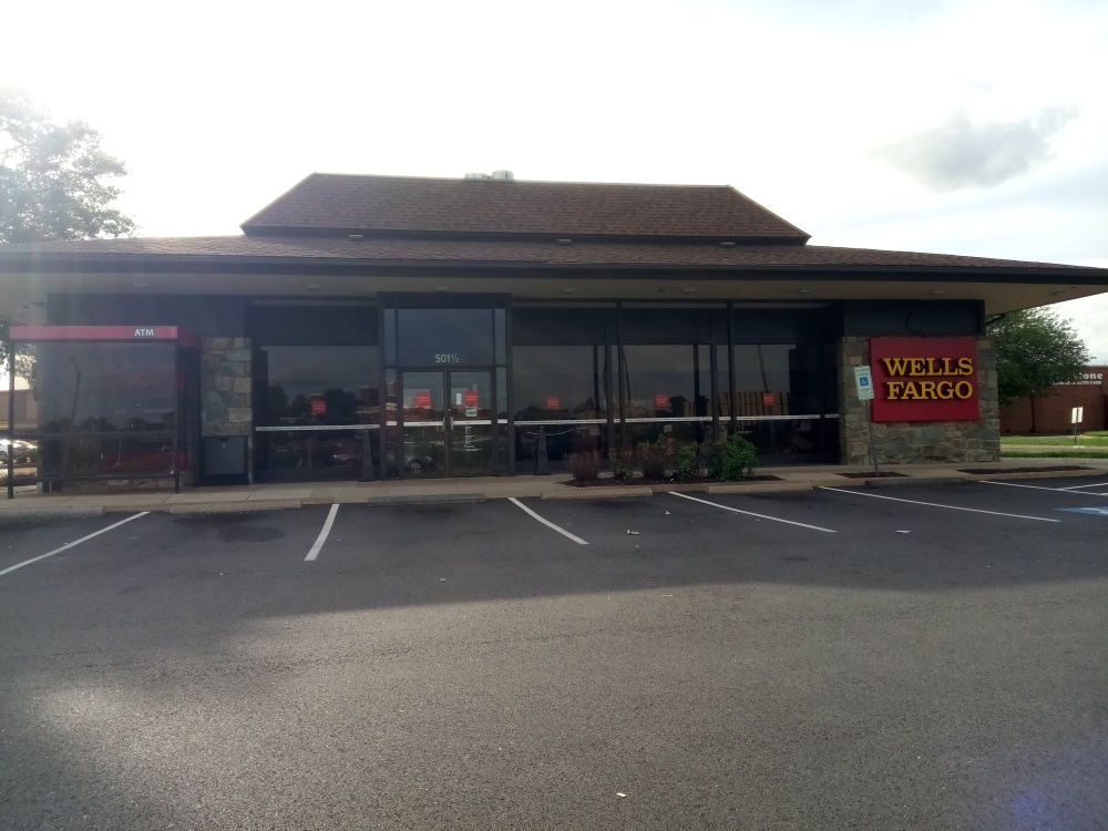 Wells Fargo Bank 01